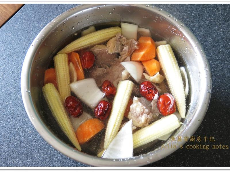 ɽҩţ������������