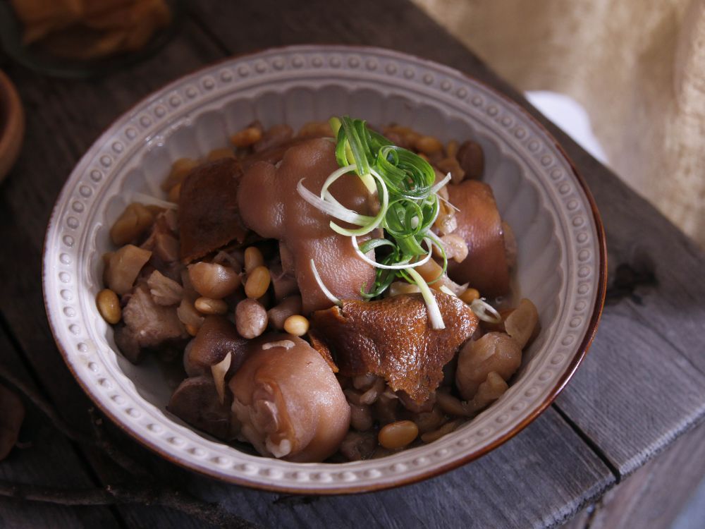 菜脯花生炆猪手的做法