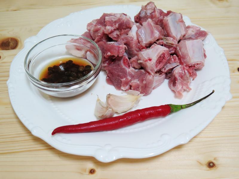 �������~�������Źǡ�������