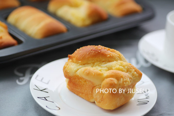 超级好吃早餐包:椰蓉面包的做法