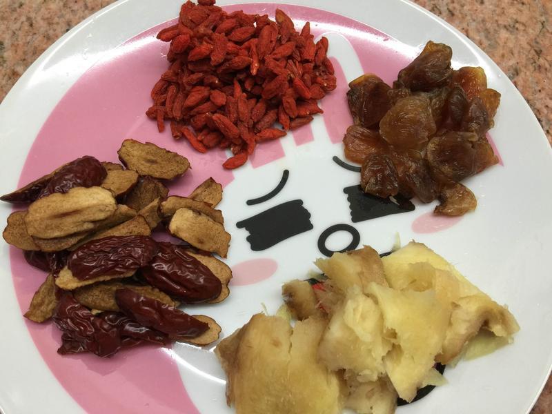 �����Բ��轺��ǽ�ĸ�������