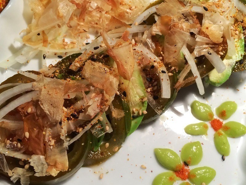 和风柴鱼凉拌洋葱酪梨的做法