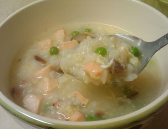 三文鱼丁粥的做法