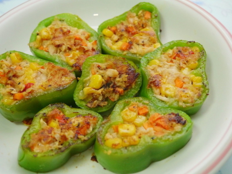 青椒镶鲔鱼的做法