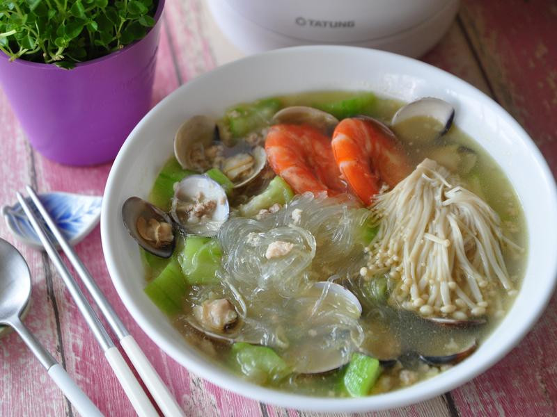 ����˿�϶��۵�����