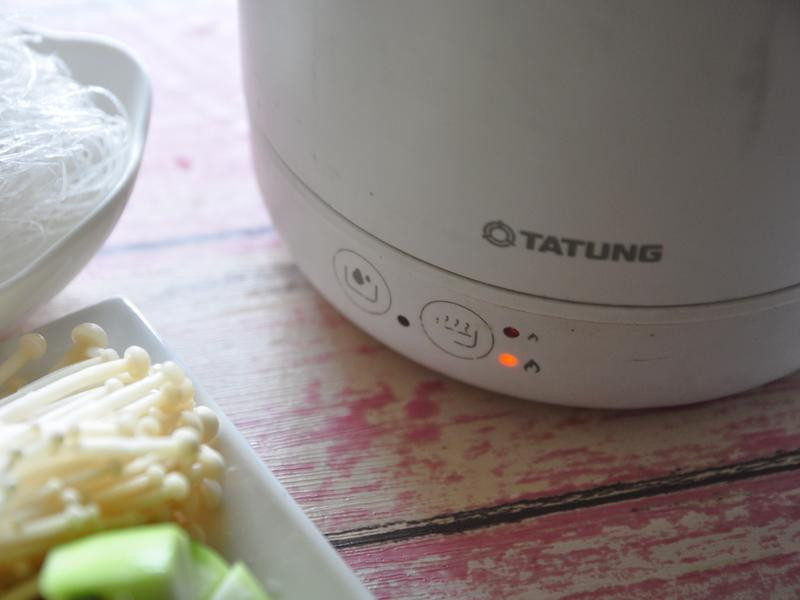 ����˿�϶��۵�����