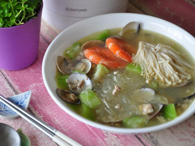 ����˿�϶��۵�����