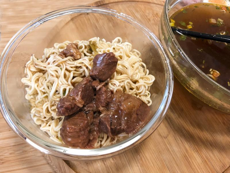 �������ţ�����������