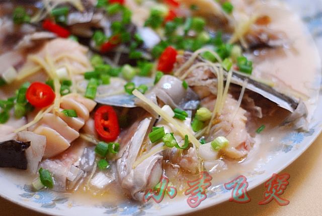 酸梅酱蒸鱼嘴的做法