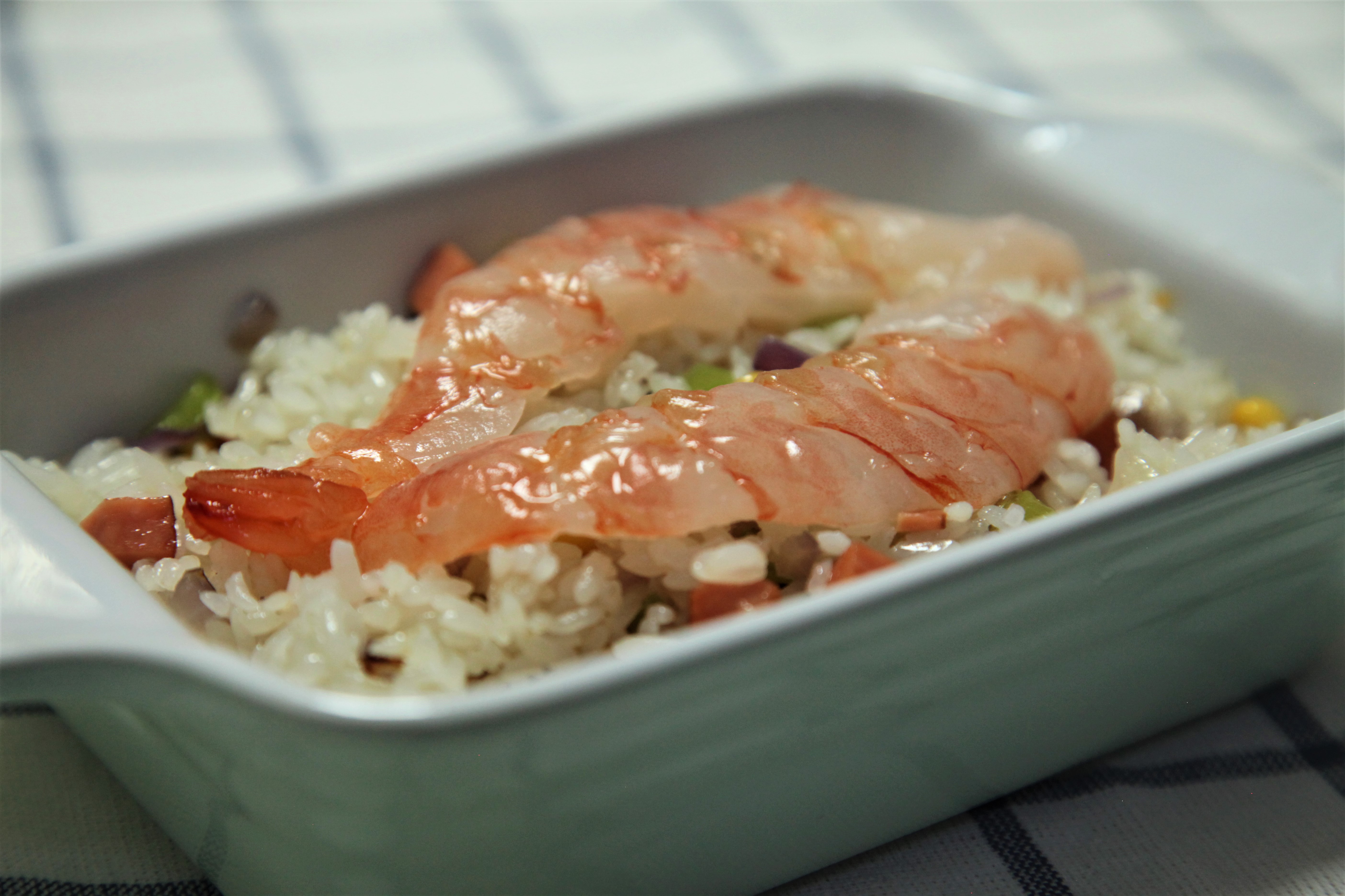 �м��ʳ������߲ʴ�Ϻ�h��������