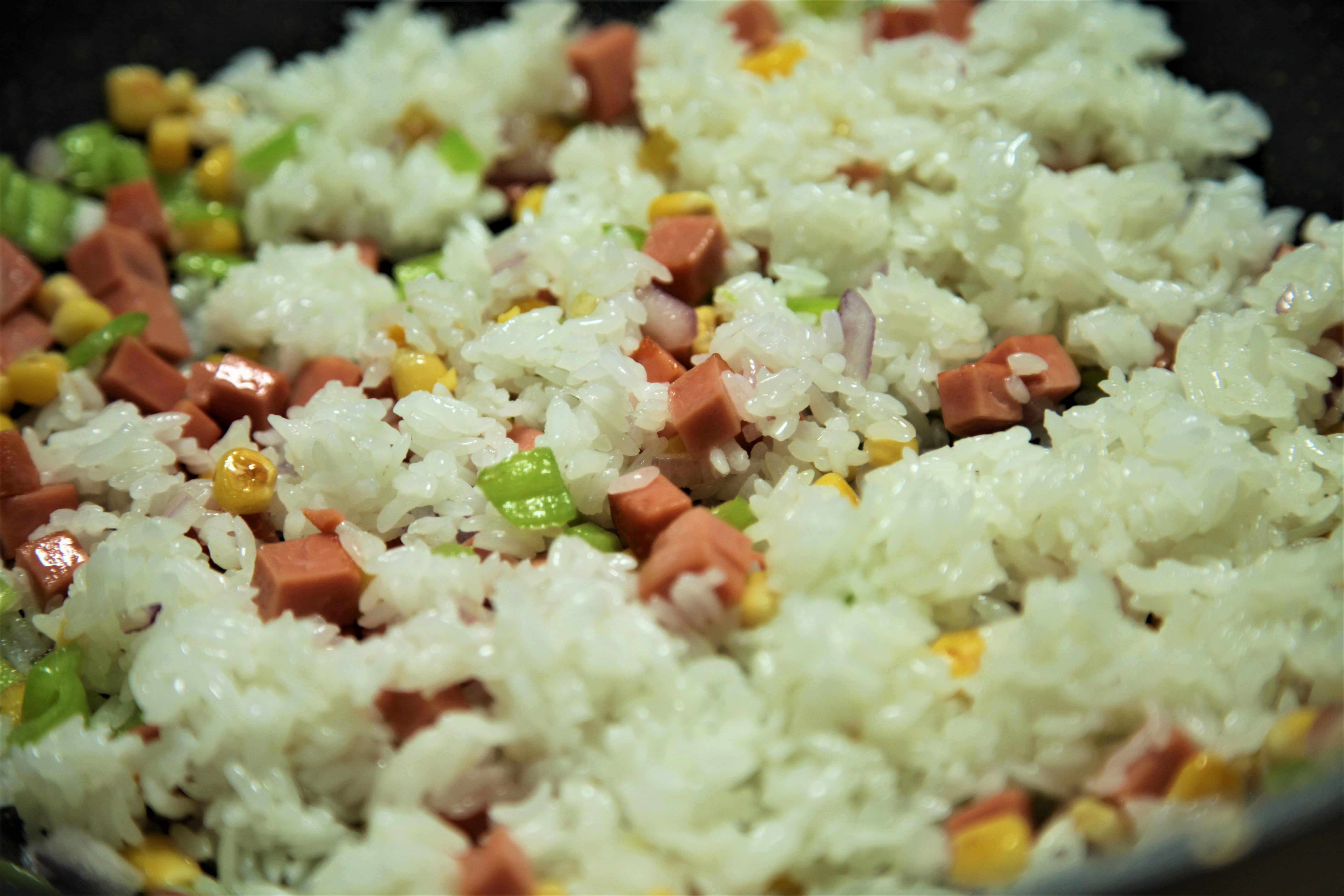 �м��ʳ������߲ʴ�Ϻ�h��������