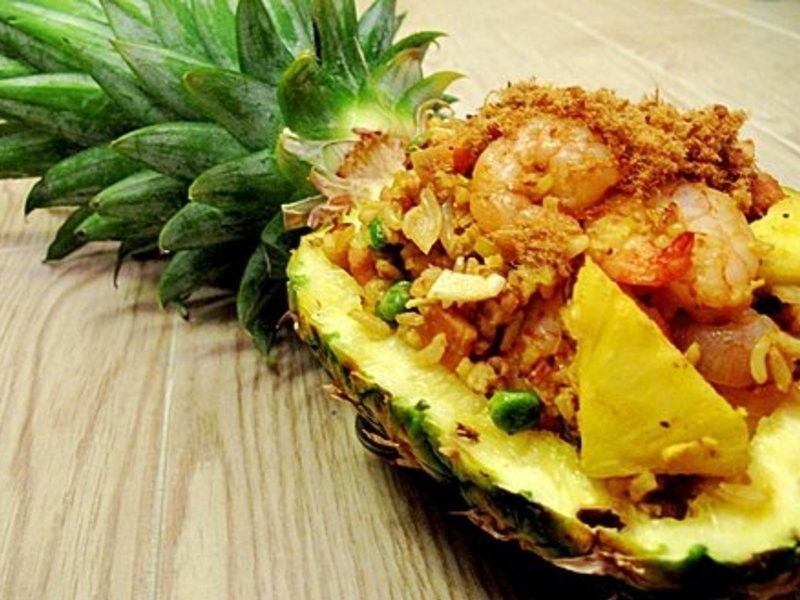 泰式菠萝炒饭的做法