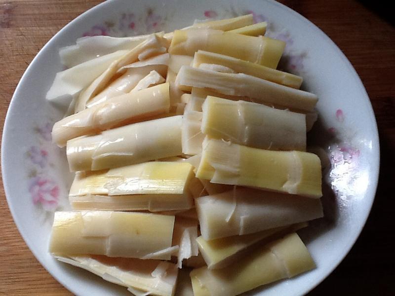 ���չ����������