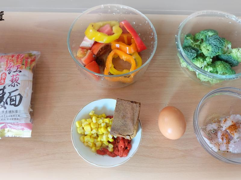 ��ɫ�������kĿ�㵰�������