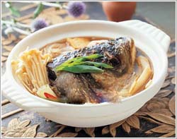 拆烩鱼头的做法