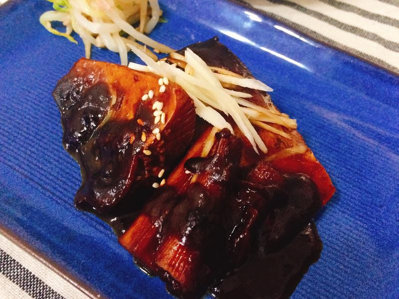 味噌鲭鱼煮的做法