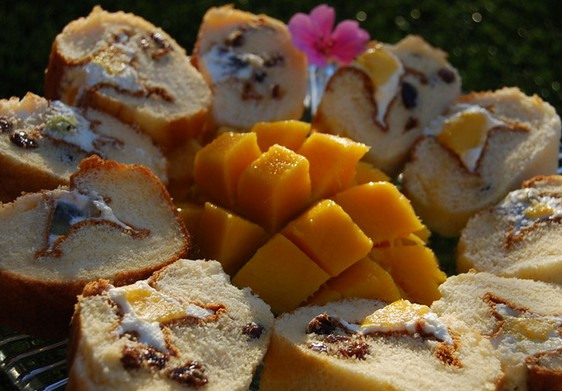 澳洲夏日鲜果戚风蛋糕卷的做法