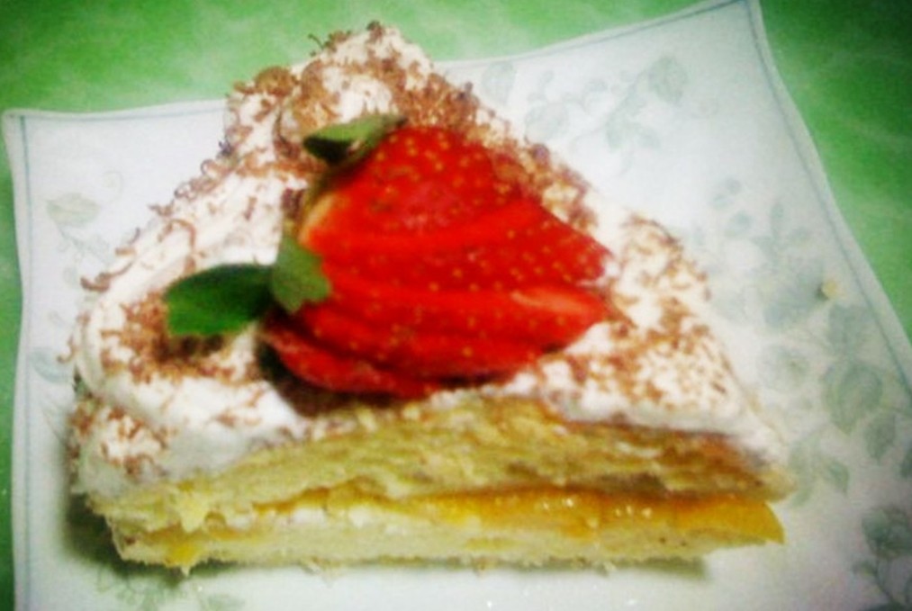 圣诞奶油鲜果蛋糕的做法