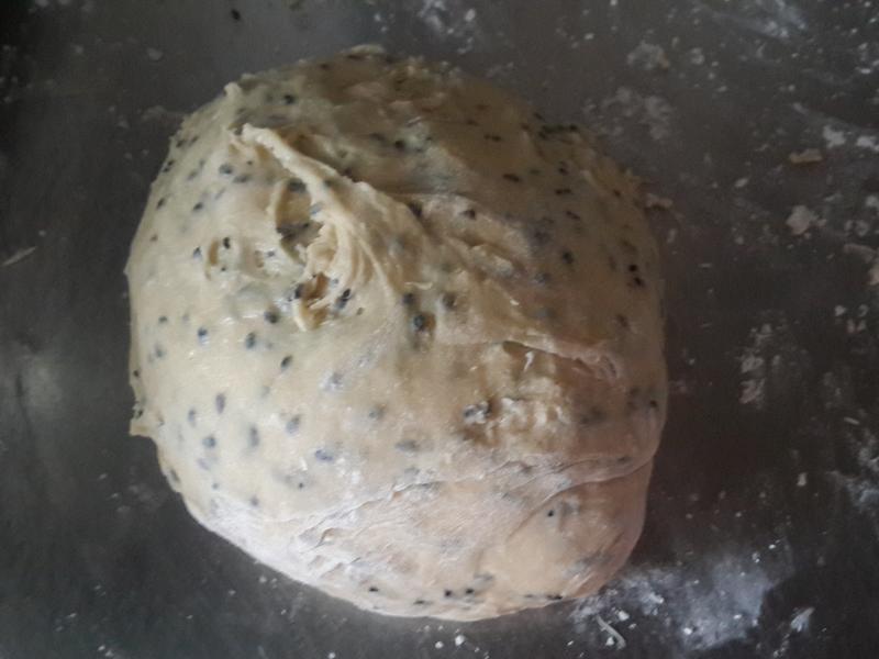 �������~������