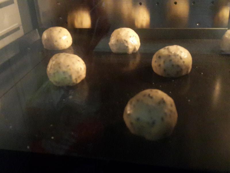 �������~������