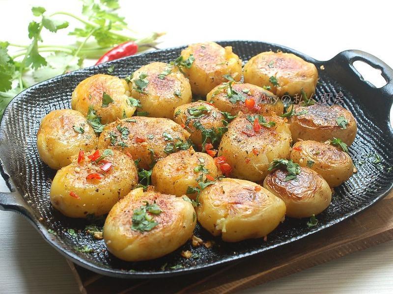 【香煎迷你马铃薯】的做法