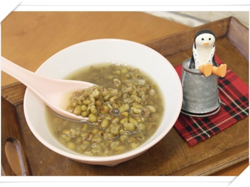 偷吃步绿豆汤~~怀旧消暑圣品!!的做法