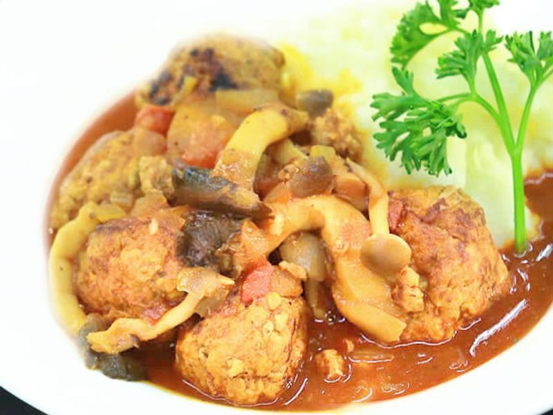 普罗旺斯炖肉丸佐香浓薯泥的做法