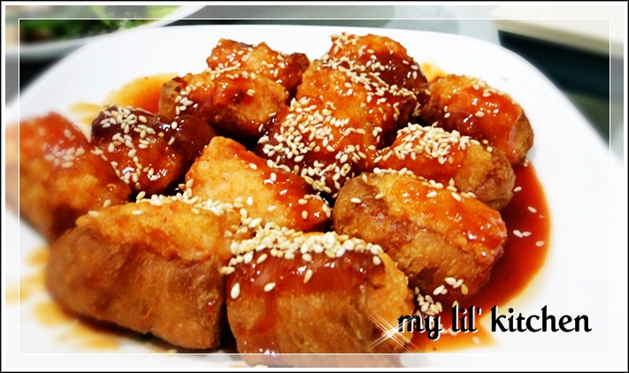 �ٻ������� *Stuffed Twisted Deep-Fried Dough������