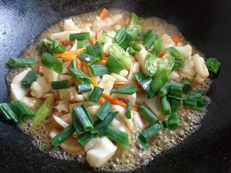 �⳴��֦������