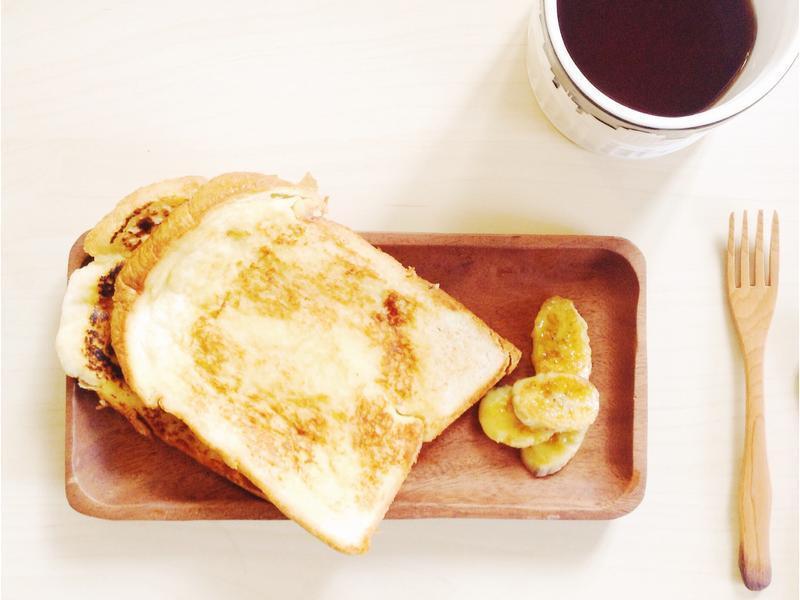 焦糖芭娜娜法式吐司的做法