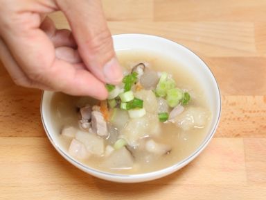 ɳ����Ƕ��ϸ�������