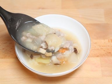 ɳ����Ƕ��ϸ�������