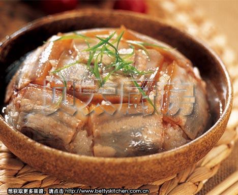 ���հ׵�����