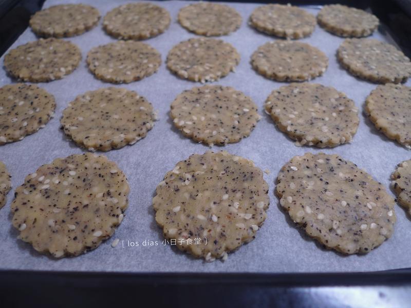 �����ͷ��ǲ�����СԲ��������