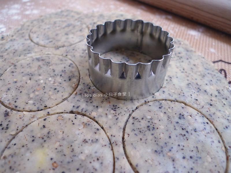 �����ͷ��ǲ�����СԲ��������