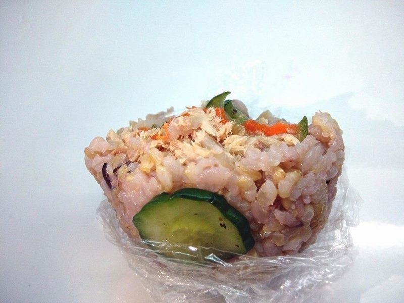 夏日轻食双饭团-梅渍蔬菜鲔鱼的做法