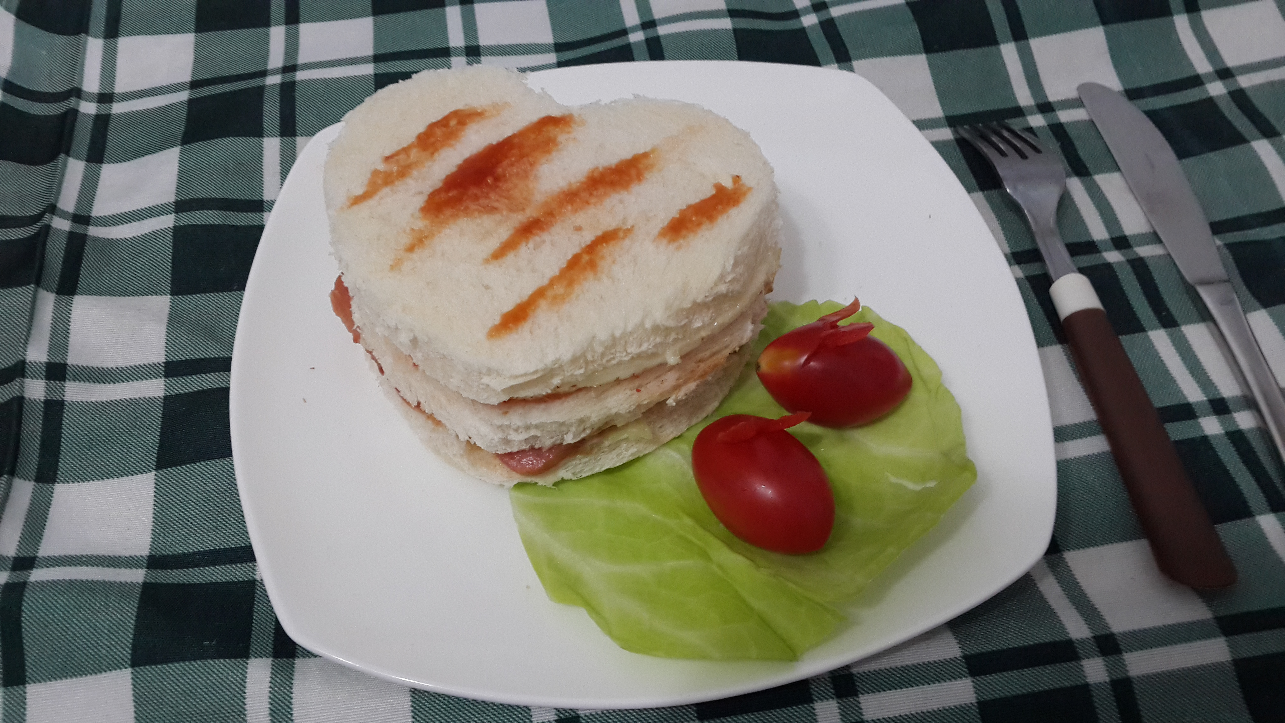 ���Ĳ͵������ε�����