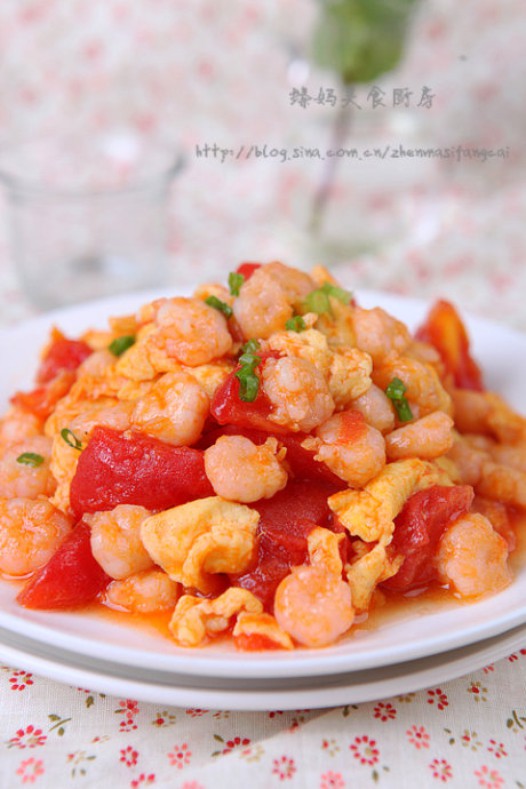 蕃茄鸡蛋炒虾仁的做法