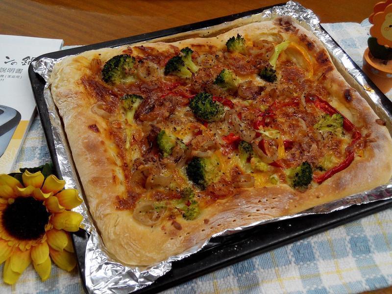 海鲜总汇PIZZA-パンの锅制面包机的做法