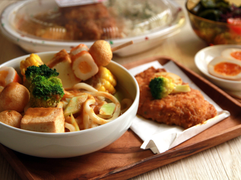 日式鸡排咖哩锅烧面7-11日式鸡排咖哩饭的做法