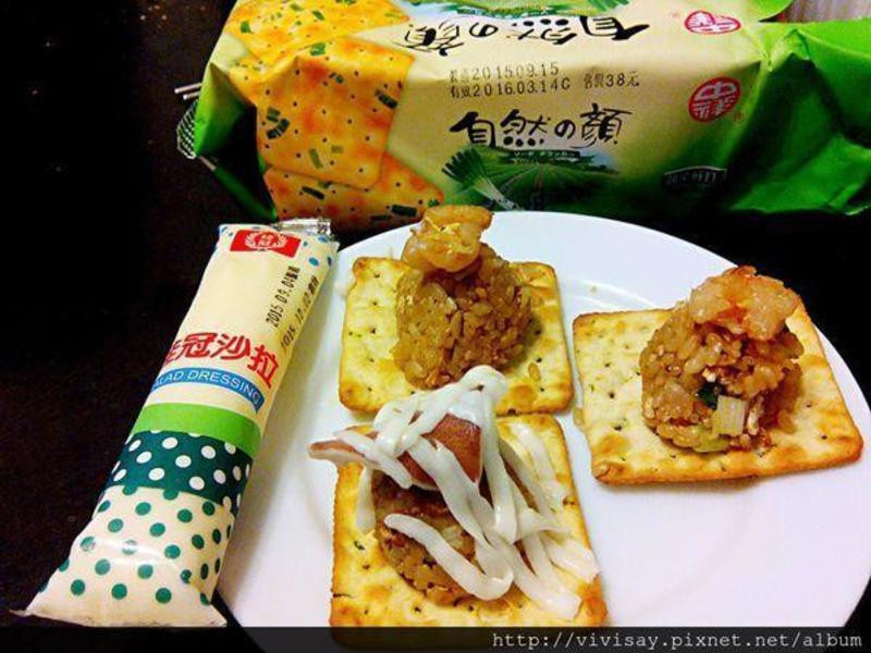 ��ɫ֮������������Ȼ���ձ���ſ��������