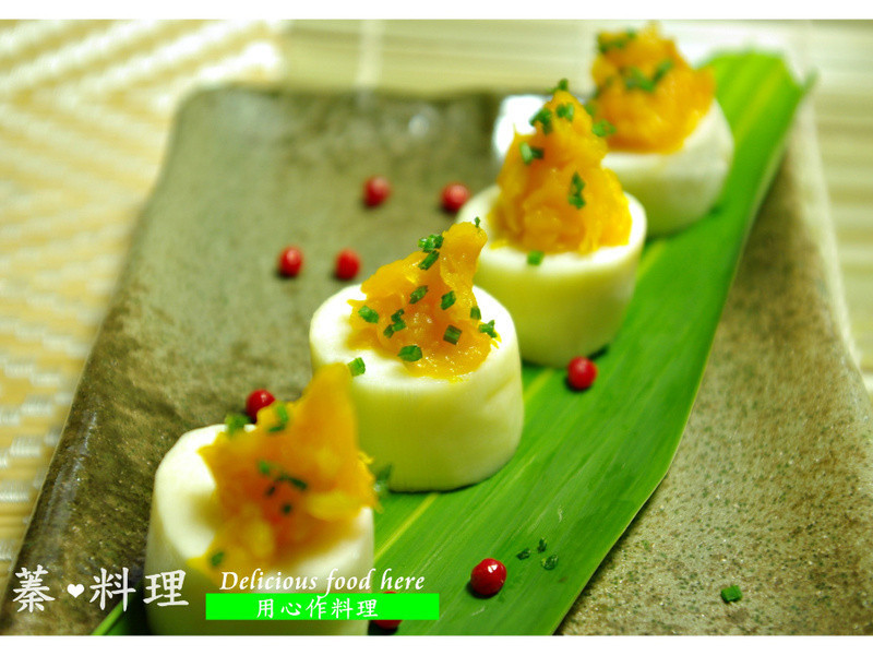 �R�������������