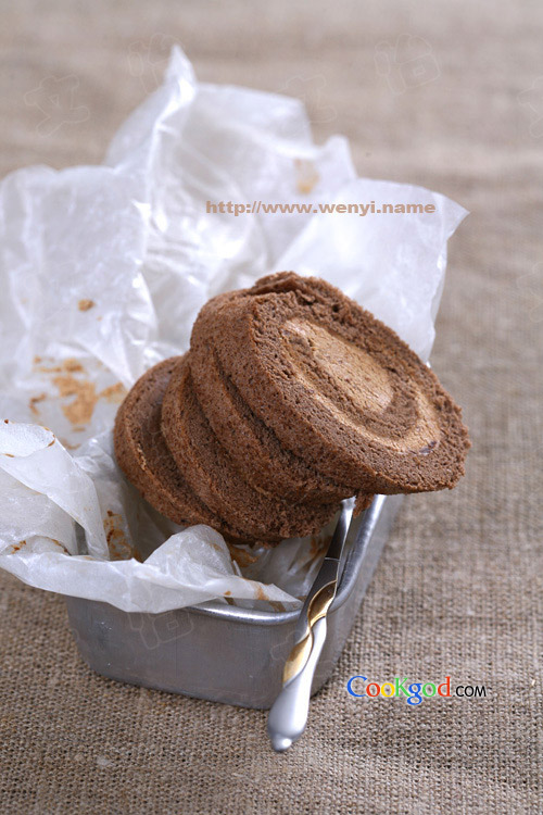 巧克力蛋糕卷圣诞树根蛋糕的做法