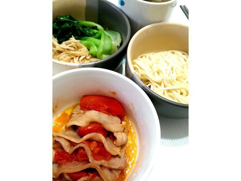 ���С�ס������������ӷ��Ѽ�����Ƭ������