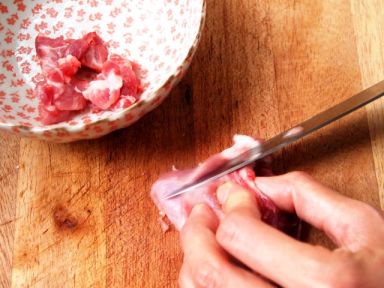 ½¡¿µË¿¹Ï·¬ÇÑÈâÆ¬ÌÀµÄ×ö·¨