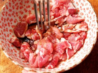 ½¡¿µË¿¹Ï·¬ÇÑÈâÆ¬ÌÀµÄ×ö·¨