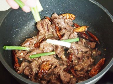 С�콷�ͱ�ţ��[���׼ҳ���ʳ��]������