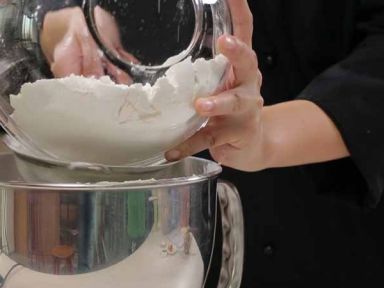 ����ѩ�˺������������