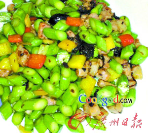 榄菜鸽松炒菜心粒的做法