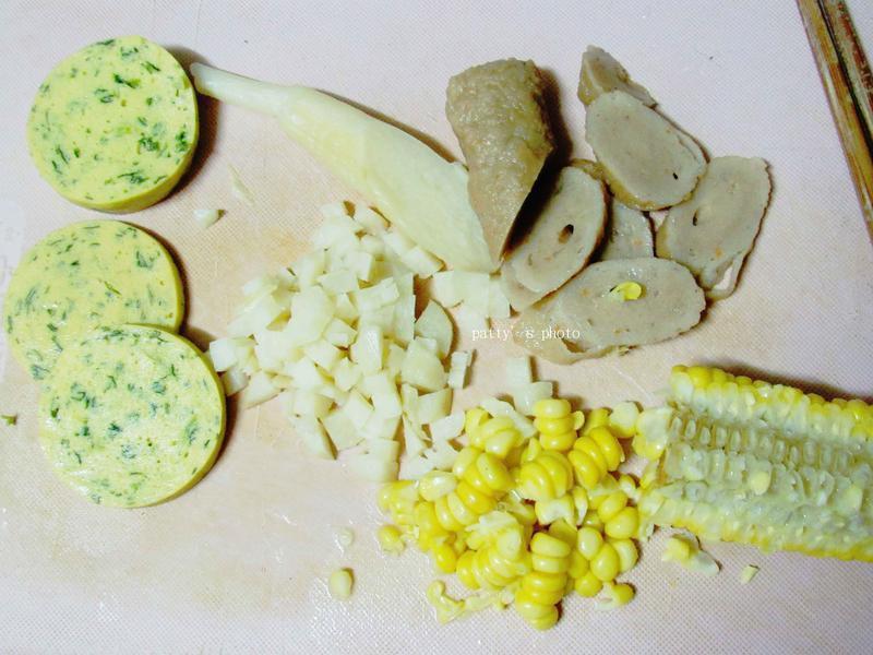 �ض����������С��������ʳ�У�������